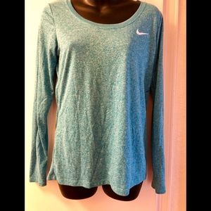 Nike long sleeve top